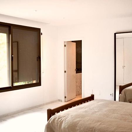 Bright Apartment In The Hills Of Elviria Málaga Exteriör bild
