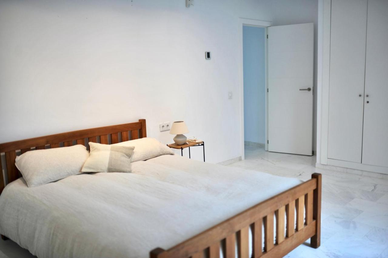 Bright Apartment In The Hills Of Elviria Málaga Exteriör bild