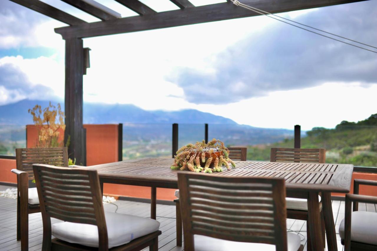 Bright Apartment In The Hills Of Elviria Málaga Exteriör bild