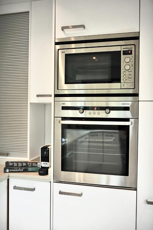Bright Apartment In The Hills Of Elviria Málaga Exteriör bild