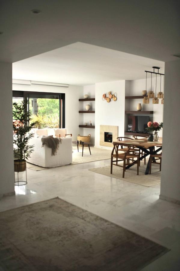 Bright Apartment In The Hills Of Elviria Málaga Exteriör bild